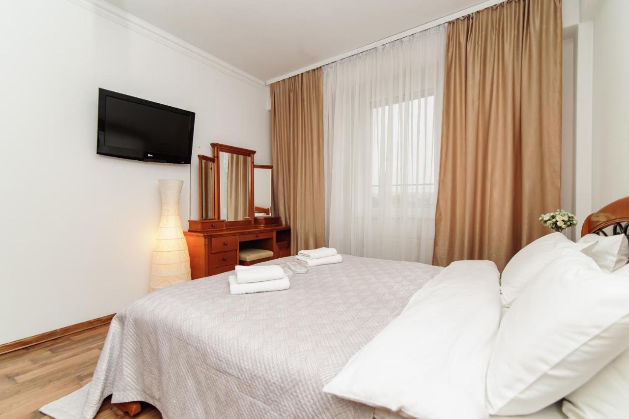 Era Rent Apartment *